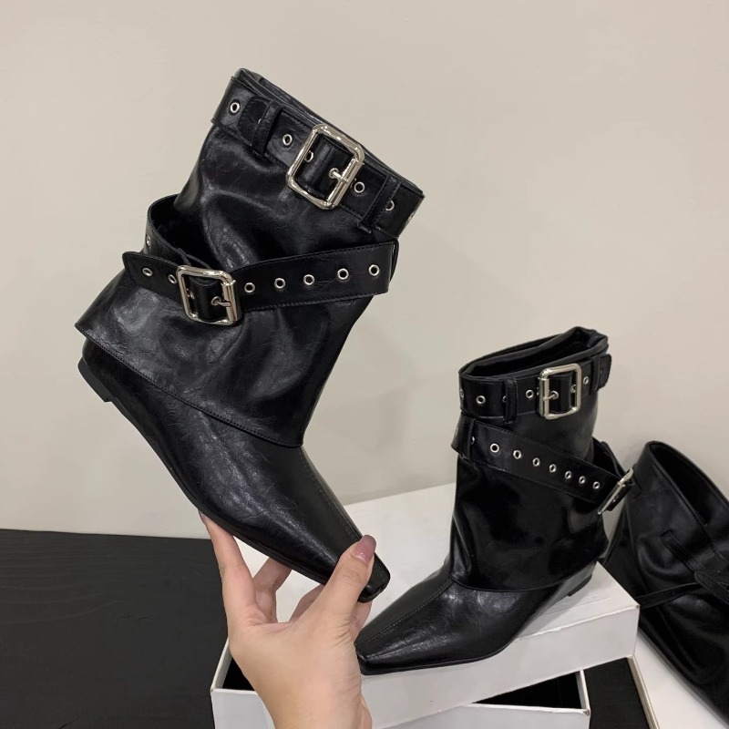 Soft Sole Booties - Stivali con tacco basso con fibbia