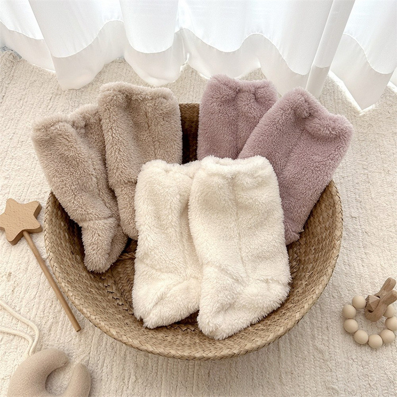 Caldi calzini invernali per ba - Baby Clothing Items recensione e prezzo