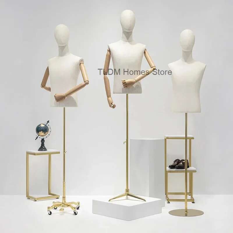 Manichino Maschile a Mezza Lun - Baby Clothing Store recensione e prezzo