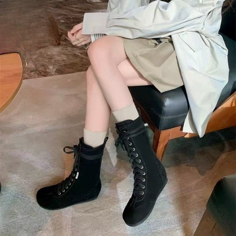 Stivaletti rialzati alla moda  - Soft Sole Booties recensione e prezzo